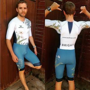 Look at that perfect hair on the left